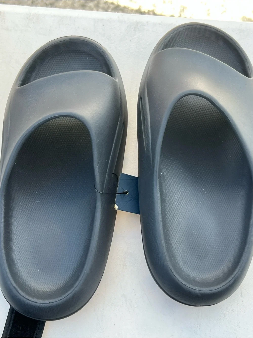 Kids Size 5 Slip-On Foam Slide Sandals - Black
